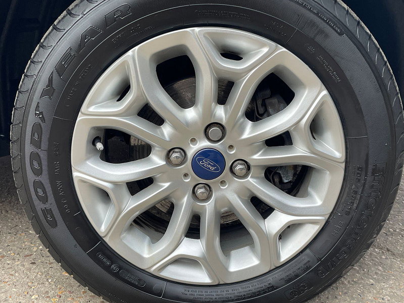 Ford EcoSport 1.5 Zetec SUV 5dr Petrol Manual 2WD Euro 5 (112 ps) 5dr Manual 2026