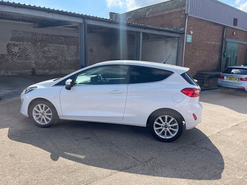 Ford Fiesta 1.0T EcoBoost GPF Titanium Hatchback 3dr Petrol Manual Euro 6 (s/s) SAT NAV, 4 SERVICES (125 ps) 3dr Manual 2026