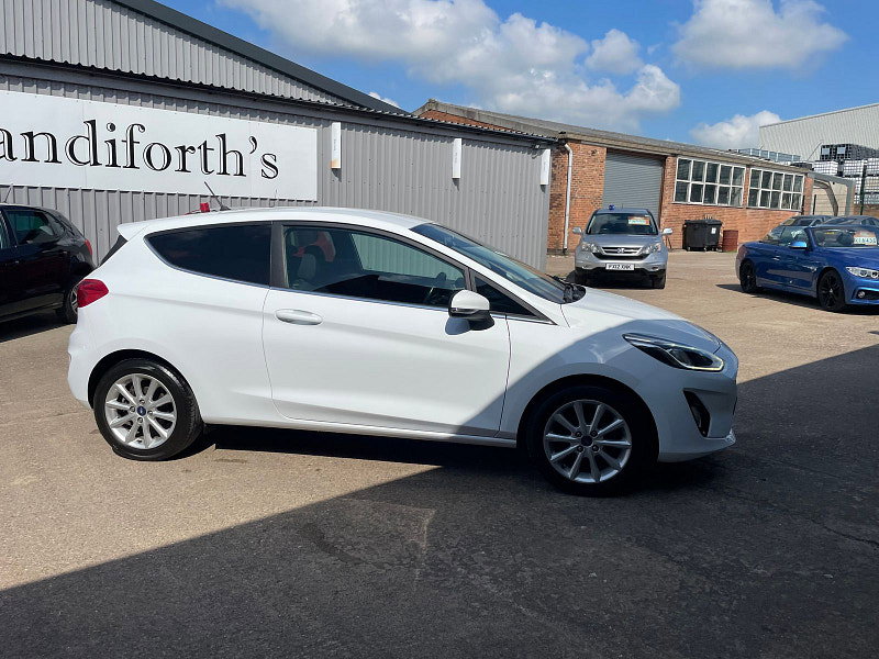 Ford Fiesta 1.0T EcoBoost GPF Titanium Hatchback 3dr Petrol Manual Euro 6 (s/s) SAT NAV, 4 SERVICES (125 ps) 3dr Manual 2026