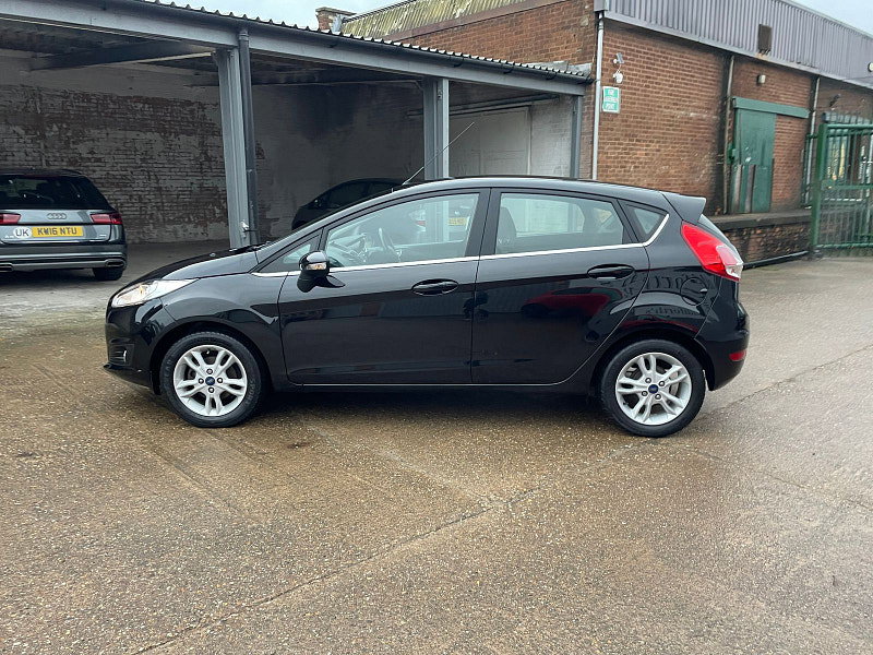 Ford Fiesta 1.25 Zetec Hatchback 5dr Petrol Manual Euro 6 (82 ps) 5dr Manual 2026