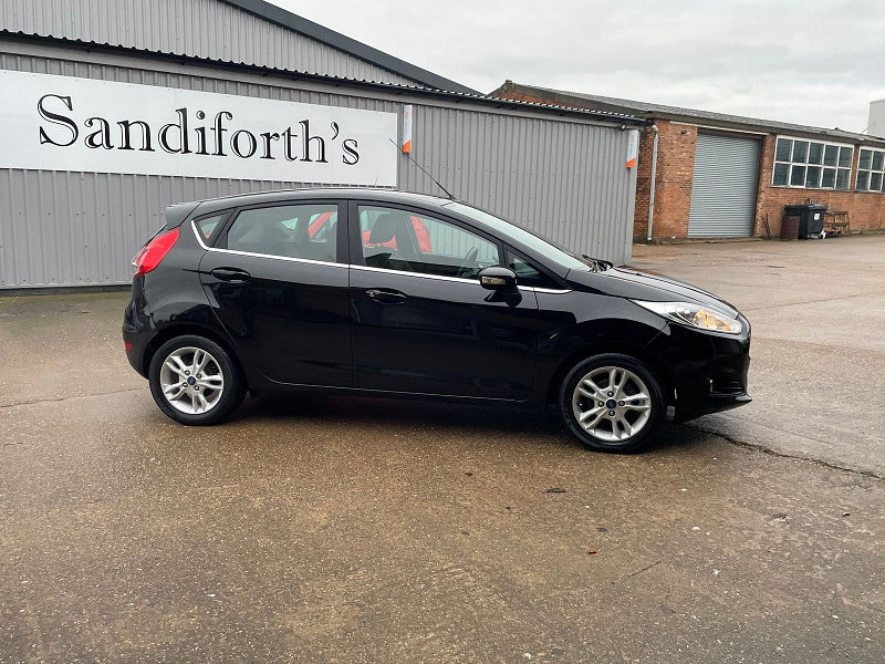 Ford Fiesta 1.25 Zetec Hatchback 5dr Petrol Manual Euro 6 (82 ps) 5dr Manual 2026