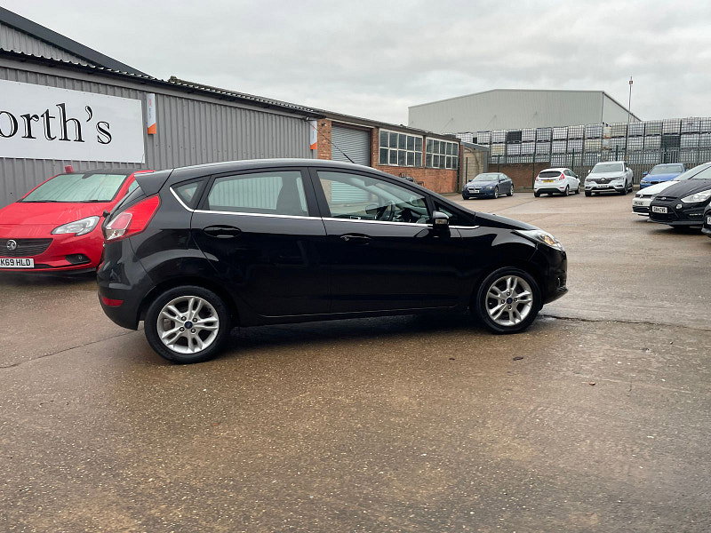 Ford Fiesta 1.25 Zetec Hatchback 5dr Petrol Manual Euro 6 (82 ps) 5dr Manual 2026