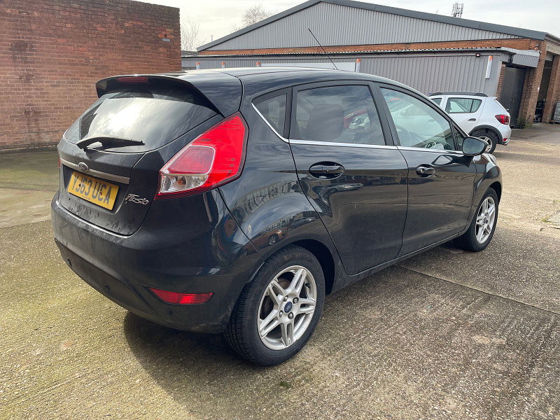 Ford Fiesta 1.5 TDCi Zetec Hatchback 5dr Diesel Manual Euro 5 (75 ps) 5dr Manual 2026