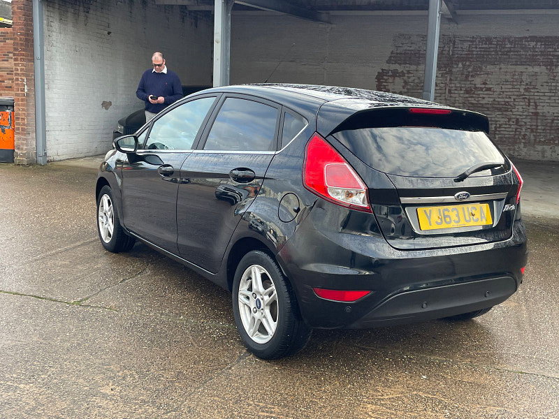 Ford Fiesta 1.5 TDCi Zetec Hatchback 5dr Diesel Manual Euro 5 (75 ps) 5dr Manual 2026