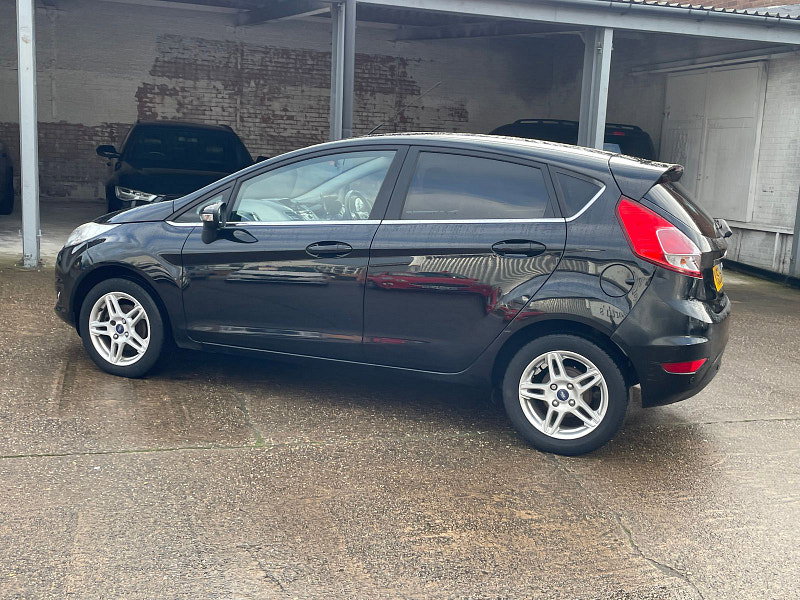 Ford Fiesta 1.5 TDCi Zetec Hatchback 5dr Diesel Manual Euro 5 (75 ps) 5dr Manual 2026