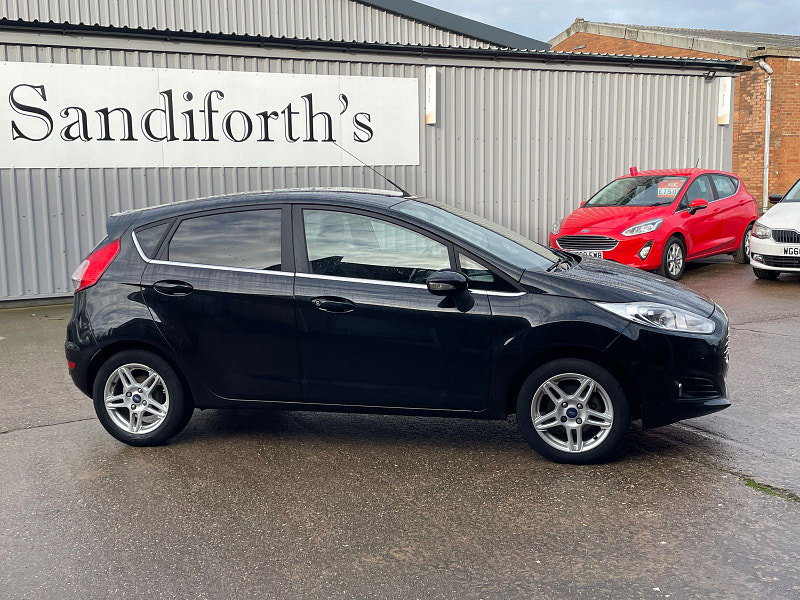 Ford Fiesta 1.5 TDCi Zetec Hatchback 5dr Diesel Manual Euro 5 (75 ps) 5dr Manual 2026