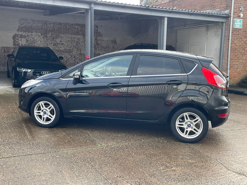 Ford Fiesta 1.5 TDCi Zetec Hatchback 5dr Diesel Manual Euro 5 (75 ps) 5dr Manual 2026