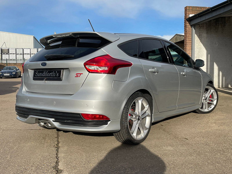 Ford Focus 2.0 TDCi ST-3 Hatchback 5dr Diesel Manual Euro 6 (s/s) (185 ps) 5dr Manual 2026