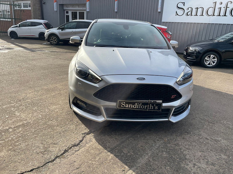 Ford Focus 2.0 TDCi ST-3 Hatchback 5dr Diesel Manual Euro 6 (s/s) (185 ps) 5dr Manual 2026