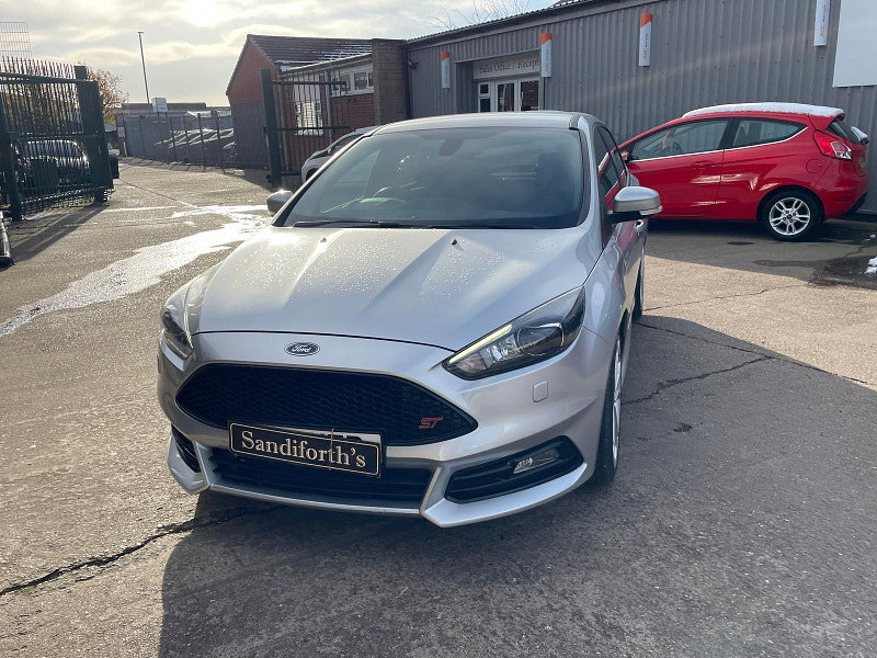 Ford Focus 2.0 TDCi ST-3 Hatchback 5dr Diesel Manual Euro 6 (s/s) (185 ps) 5dr Manual 2026