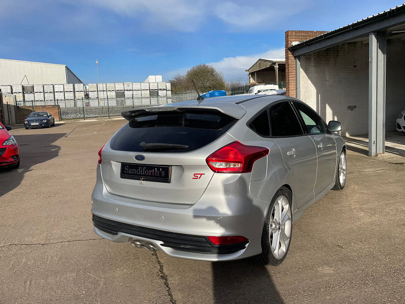 Ford Focus 2.0 TDCi ST-3 Hatchback 5dr Diesel Manual Euro 6 (s/s) (185 ps) 5dr Manual 2026