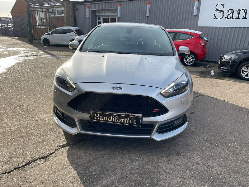 Ford Focus 2.0 TDCi ST-3 Hatchback 5dr Diesel Manual Euro 6 (s/s) (185 ps) 5dr Manual 2026