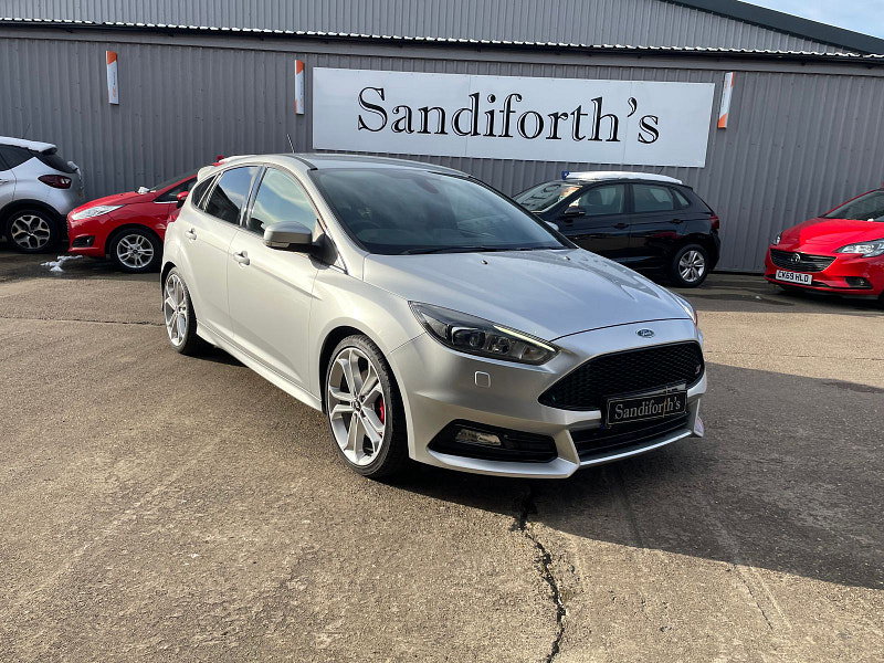 Ford Focus 2.0 TDCi ST-3 Hatchback 5dr Diesel Manual Euro 6 (s/s) (185 ps) 5dr Manual 2026