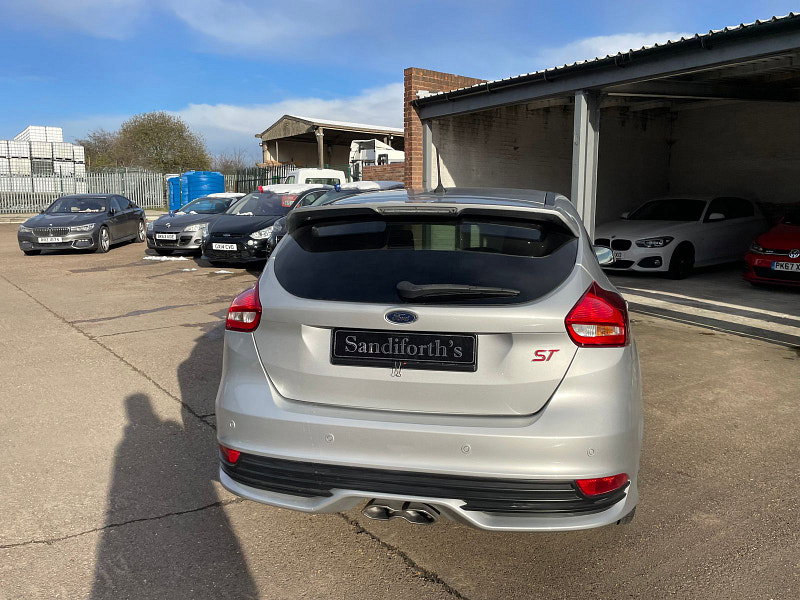 Ford Focus 2.0 TDCi ST-3 Hatchback 5dr Diesel Manual Euro 6 (s/s) (185 ps) 5dr Manual 2026