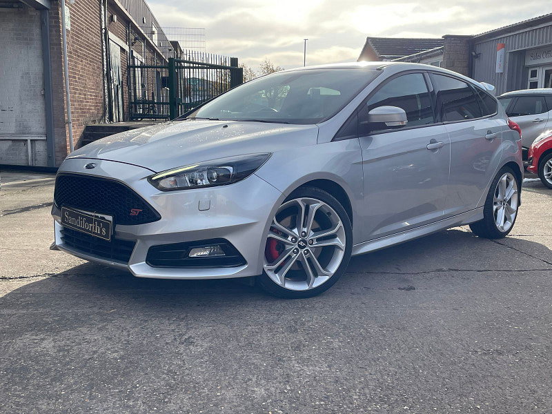 Ford Focus 2.0 TDCi ST-3 Hatchback 5dr Diesel Manual Euro 6 (s/s) (185 ps) 5dr Manual 2026