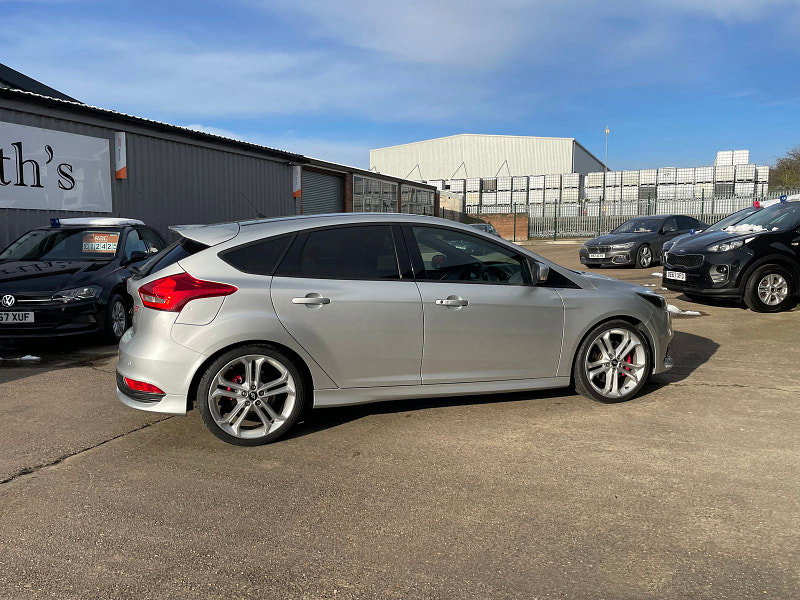 Ford Focus 2.0 TDCi ST-3 Hatchback 5dr Diesel Manual Euro 6 (s/s) (185 ps) 5dr Manual 2026
