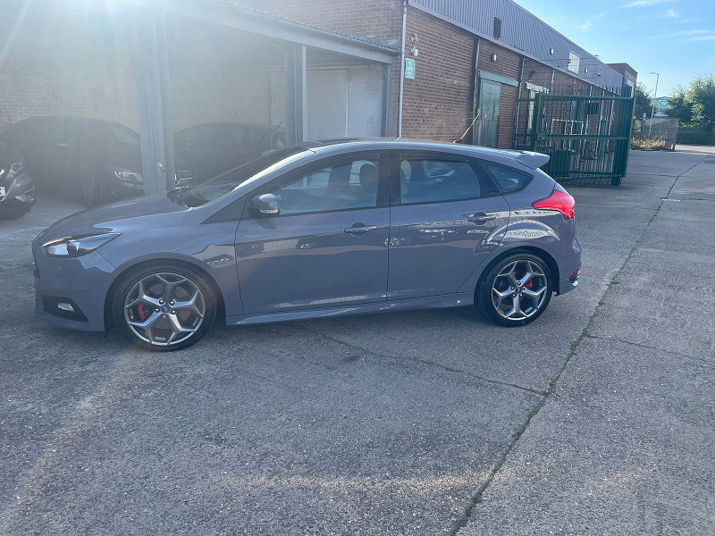 Ford Focus 2.0 TDCi ST-3 Hatchback 5dr Diesel Manual Euro 6 (s/s) (185 ps) Sat Nav, Leather 5dr Manual 2026
