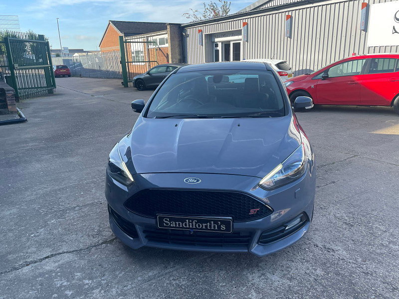 Ford Focus 2.0 TDCi ST-3 Hatchback 5dr Diesel Manual Euro 6 (s/s) (185 ps) Sat Nav, Leather 5dr Manual 2026