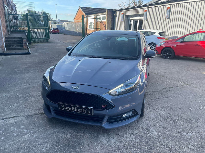 Ford Focus 2.0 TDCi ST-3 Hatchback 5dr Diesel Manual Euro 6 (s/s) (185 ps) Sat Nav, Leather 5dr Manual 2026