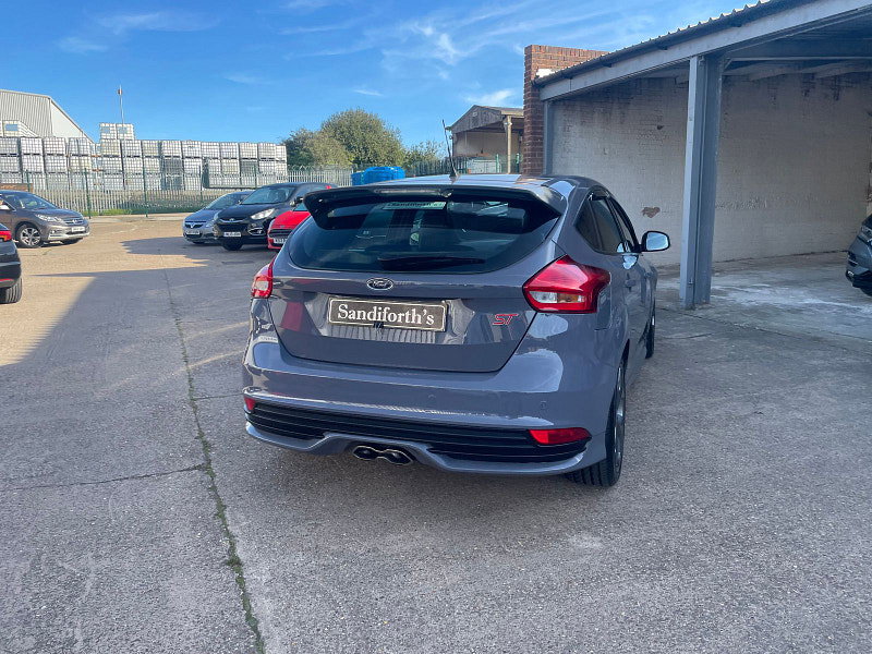 Ford Focus 2.0 TDCi ST-3 Hatchback 5dr Diesel Manual Euro 6 (s/s) (185 ps) Sat Nav, Leather 5dr Manual 2026