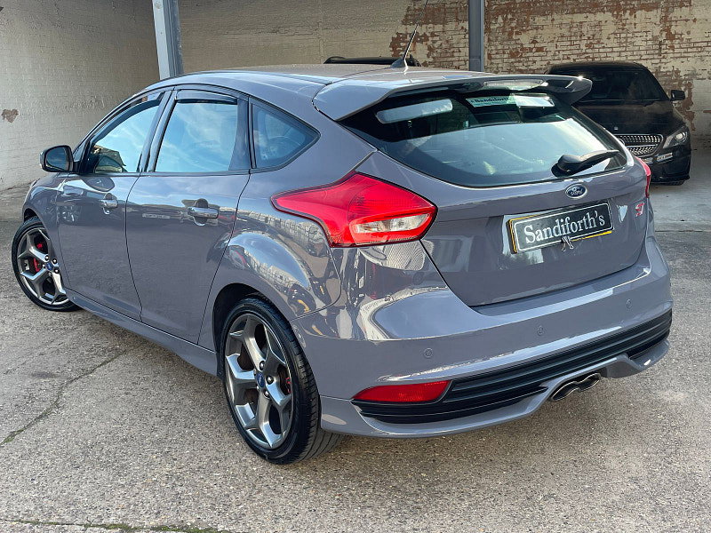 Ford Focus 2.0 TDCi ST-3 Hatchback 5dr Diesel Manual Euro 6 (s/s) (185 ps) Sat Nav, Leather 5dr Manual 2026
