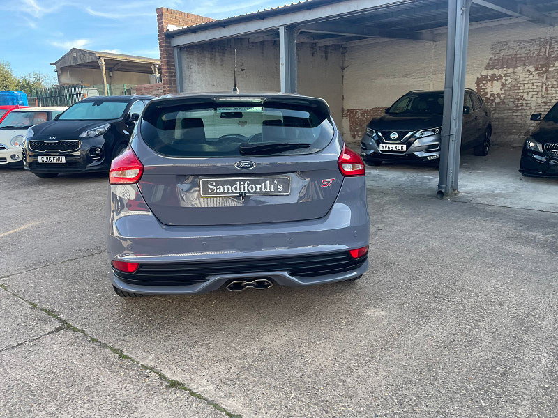 Ford Focus 2.0 TDCi ST-3 Hatchback 5dr Diesel Manual Euro 6 (s/s) (185 ps) Sat Nav, Leather 5dr Manual 2026