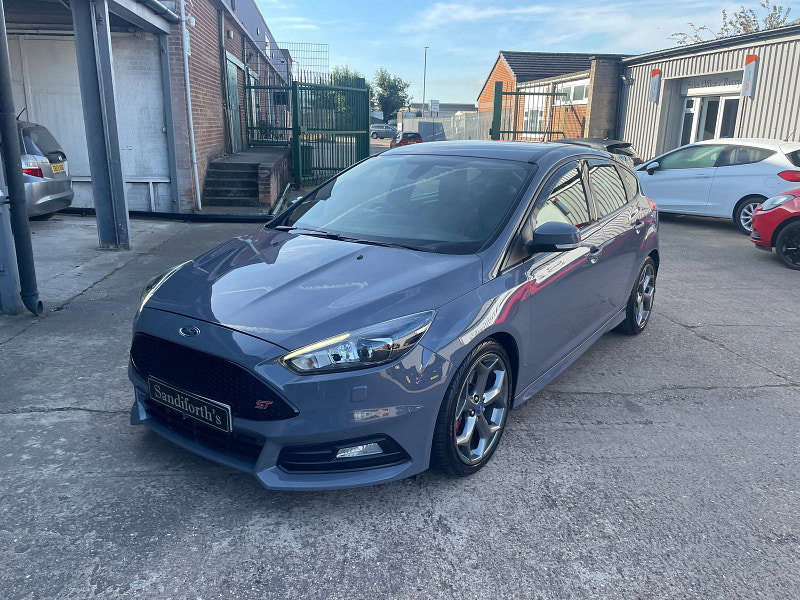 Ford Focus 2.0 TDCi ST-3 Hatchback 5dr Diesel Manual Euro 6 (s/s) (185 ps) Sat Nav, Leather 5dr Manual 2026