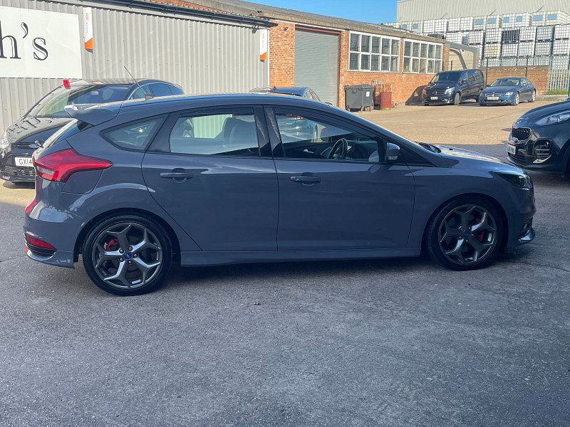 Ford Focus 2.0 TDCi ST-3 Hatchback 5dr Diesel Manual Euro 6 (s/s) (185 ps) Sat Nav, Leather 5dr Manual 2026