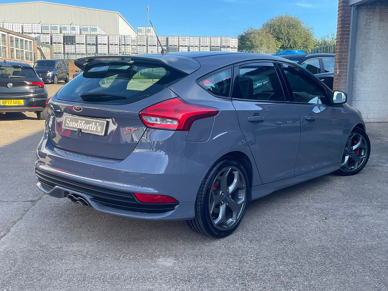 Ford Focus 2.0 TDCi ST-3 Hatchback 5dr Diesel Manual Euro 6 (s/s) (185 ps) Sat Nav, Leather 5dr Manual 2026