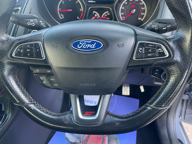 Ford Focus 2.0 TDCi ST-3 Hatchback 5dr Diesel Manual Euro 6 (s/s) (185 ps) Sat Nav, Leather 5dr Manual 2026