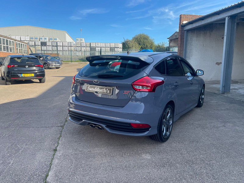 Ford Focus 2.0 TDCi ST-3 Hatchback 5dr Diesel Manual Euro 6 (s/s) (185 ps) Sat Nav, Leather 5dr Manual 2026