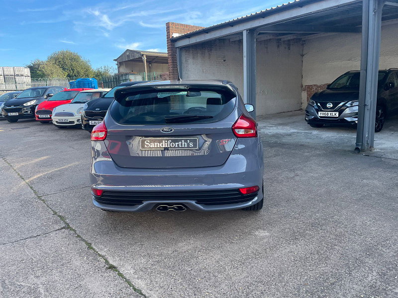 Ford Focus 2.0 TDCi ST-3 Hatchback 5dr Diesel Manual Euro 6 (s/s) (185 ps) Sat Nav, Leather 5dr Manual 2026