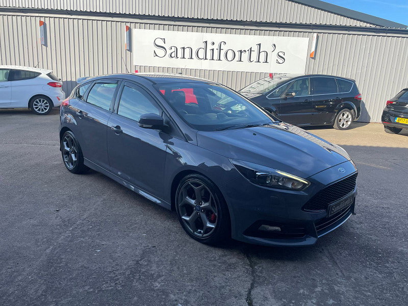 Ford Focus 2.0 TDCi ST-3 Hatchback 5dr Diesel Manual Euro 6 (s/s) (185 ps) Sat Nav, Leather 5dr Manual 2026