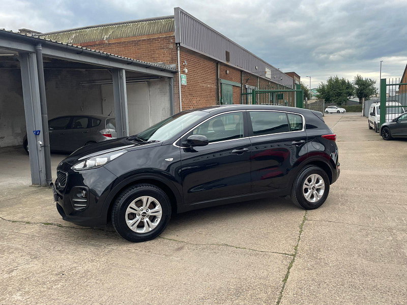 Kia Sportage 1.6 GDi 1 SUV 5dr Petrol Manual Euro 6 (s/s) (130 bhp) 1 Former Keeper From New, 5dr Manual 2026