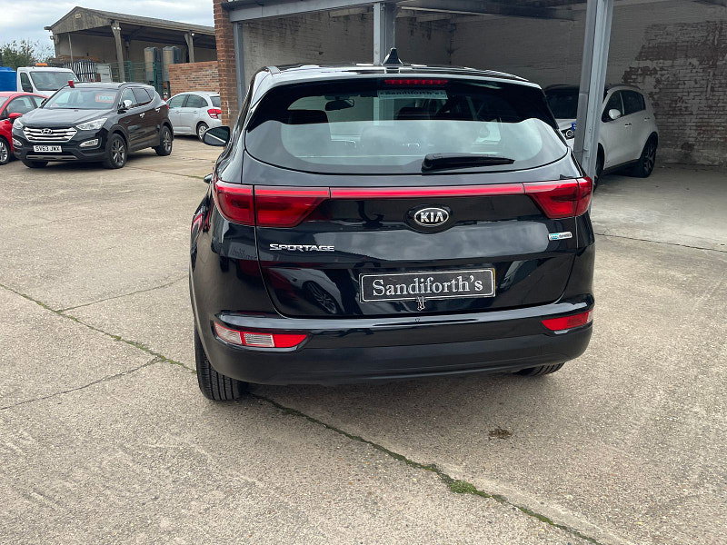 Kia Sportage 1.6 GDi 1 SUV 5dr Petrol Manual Euro 6 (s/s) (130 bhp) 1 Former Keeper From New, 5dr Manual 2026