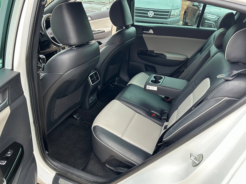 Kia Sportage 1.6 T-GDi GT-Line SUV 5dr Petrol Manual AWD Euro 6 (174 bhp) 5dr Manual 2026