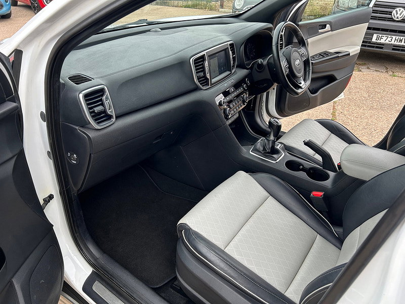 Kia Sportage 1.6 T-GDi GT-Line SUV 5dr Petrol Manual AWD Euro 6 (174 bhp) 5dr Manual 2026
