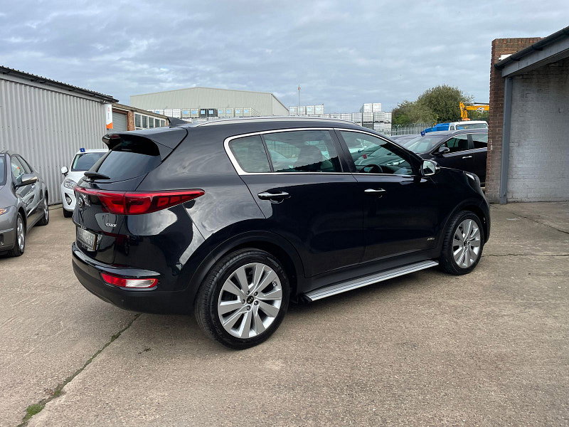 Kia Sportage 2.0 CRDi KX-3 SUV 5dr Diesel Auto AWD Euro 6 (134 bhp) 1 Former Keeper, 8 Services 5dr Automatic 2026
