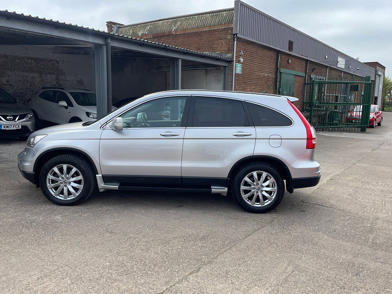 Honda CR-V 2.2 i-DTEC ES SUV 5dr Diesel Manual 4WD Euro 5 (150 ps) 12 Services,  5dr Manual 2026