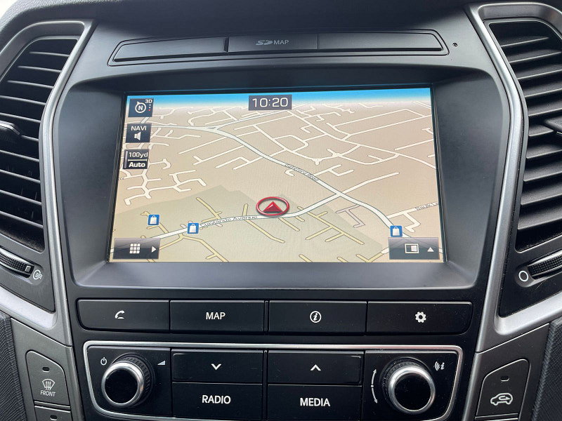 Hyundai Santa Fe 2.2 CRDi Blue Drive Premium SE SUV 5dr Diesel Auto 4WD Euro 6 (s/s) (7 Seat) (200 ps) 1 owner From New, 8 Services 5dr Automatic 2026