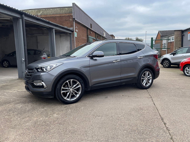Hyundai Santa Fe 2.2 CRDi Blue Drive Premium SE SUV 5dr Diesel Auto 4WD Euro 6 (s/s) (7 Seat) (200 ps) 1 owner From New, 8 Services 5dr Automatic 2026