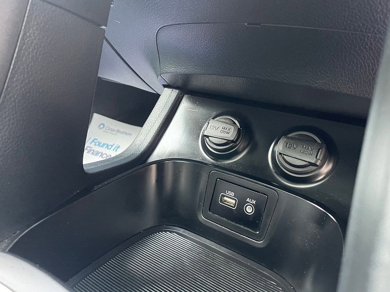 Hyundai Santa Fe 2.2 CRDi Blue Drive Premium SE SUV 5dr Diesel Auto 4WD Euro 6 (s/s) (7 Seat) (200 ps) 1 owner From New, 8 Services 5dr Automatic 2026