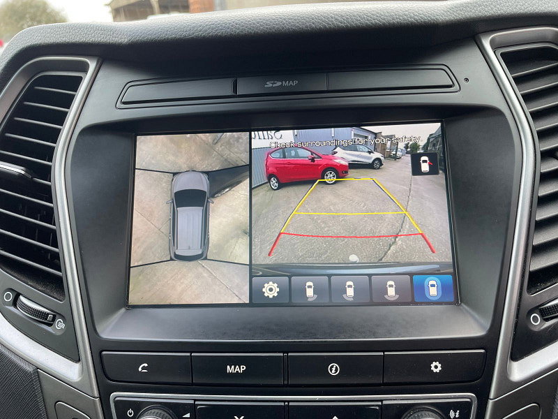 Hyundai Santa Fe 2.2 CRDi Blue Drive Premium SE SUV 5dr Diesel Auto 4WD Euro 6 (s/s) (7 Seat) (200 ps) 1 owner From New, 8 Services 5dr Automatic 2026