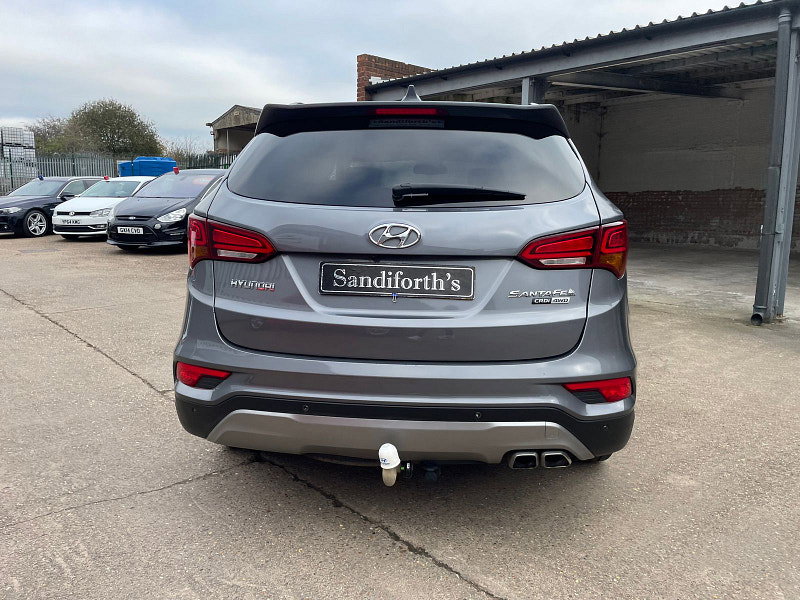 Hyundai Santa Fe 2.2 CRDi Blue Drive Premium SE SUV 5dr Diesel Auto 4WD Euro 6 (s/s) (7 Seat) (200 ps) 1 owner From New, 8 Services 5dr Automatic 2026