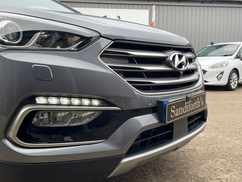 Hyundai Santa Fe 2.2 CRDi Blue Drive Premium SE SUV 5dr Diesel Auto 4WD Euro 6 (s/s) (7 Seat) (200 ps) 1 owner From New, 8 Services 5dr Automatic 2026