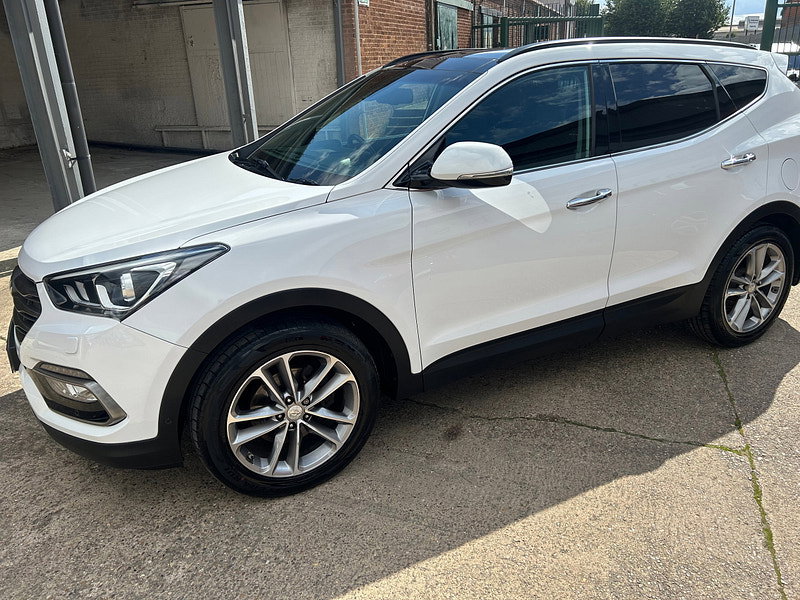 Hyundai Santa Fe 2.2 CRDi Blue Drive Premium SE SUV 5dr Diesel Manual 4WD Euro 6 (s/s) (7 Seat) (200 ps) 5dr Manual 2026