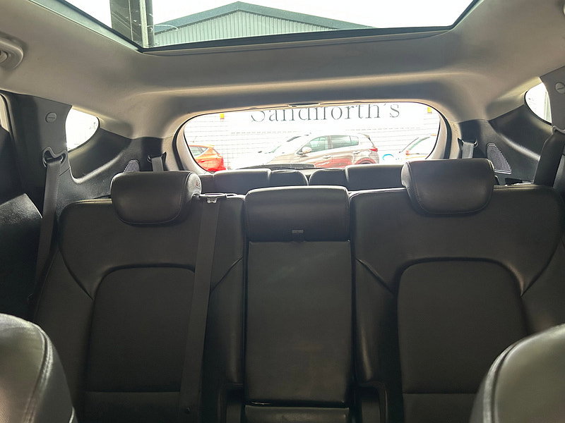 Hyundai Santa Fe 2.2 CRDi Blue Drive Premium SE SUV 5dr Diesel Manual 4WD Euro 6 (s/s) (7 Seat) (200 ps) 5dr Manual 2026
