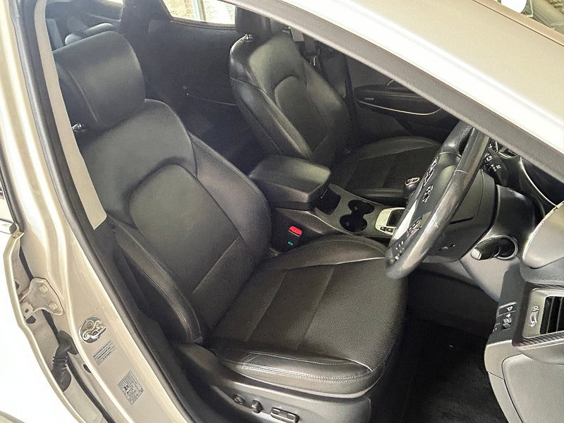 Hyundai Santa Fe 2.2 CRDi Blue Drive Premium SE SUV 5dr Diesel Manual 4WD Euro 6 (s/s) (7 Seat) (200 ps) 5dr Manual 2026
