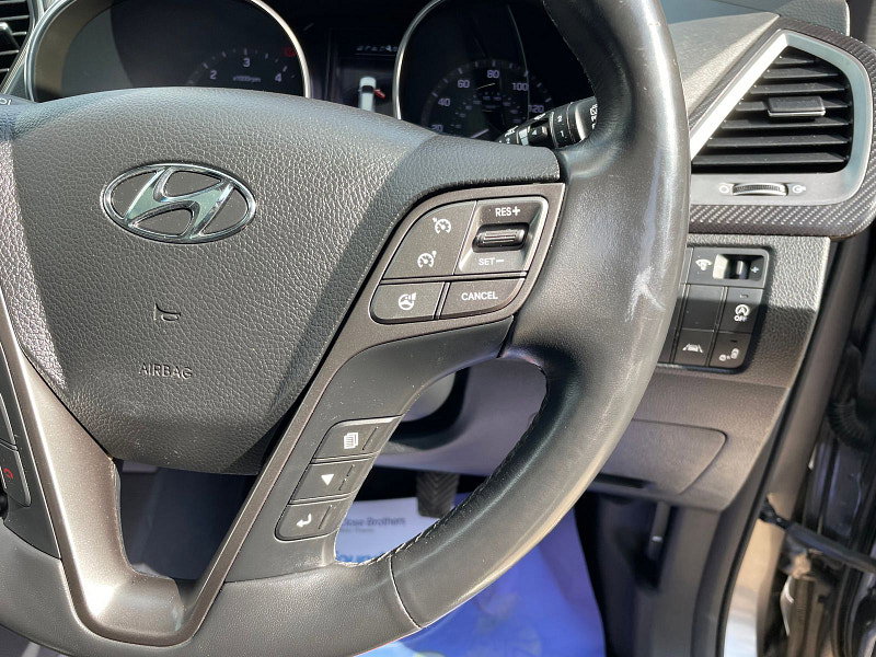Hyundai Santa Fe 2.2 CRDi Blue Drive Premium SE SUV 5dr Diesel Manual 4WD Euro 6 (s/s) (7 Seat) (200 ps) Full Heated Leather 5dr Manual 2026