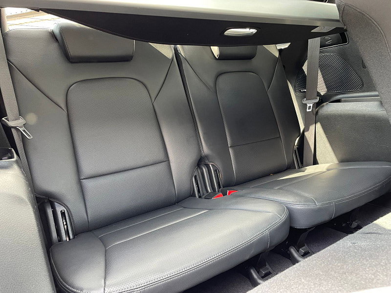 Hyundai Santa Fe 2.2 CRDi Blue Drive Premium SE SUV 5dr Diesel Manual 4WD Euro 6 (s/s) (7 Seat) (200 ps) Full Heated Leather 5dr Manual 2026